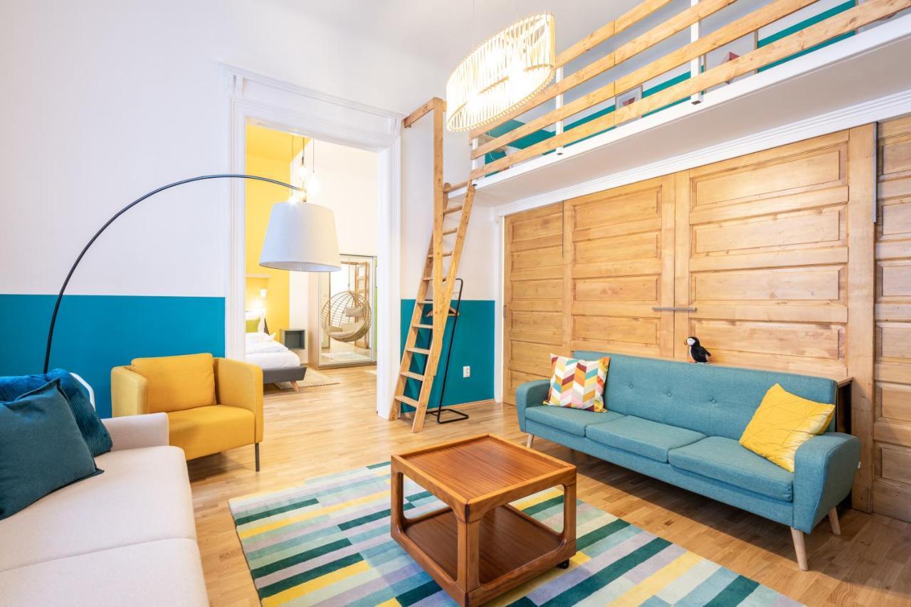 Live Star Apartment Budapest Extérieur photo