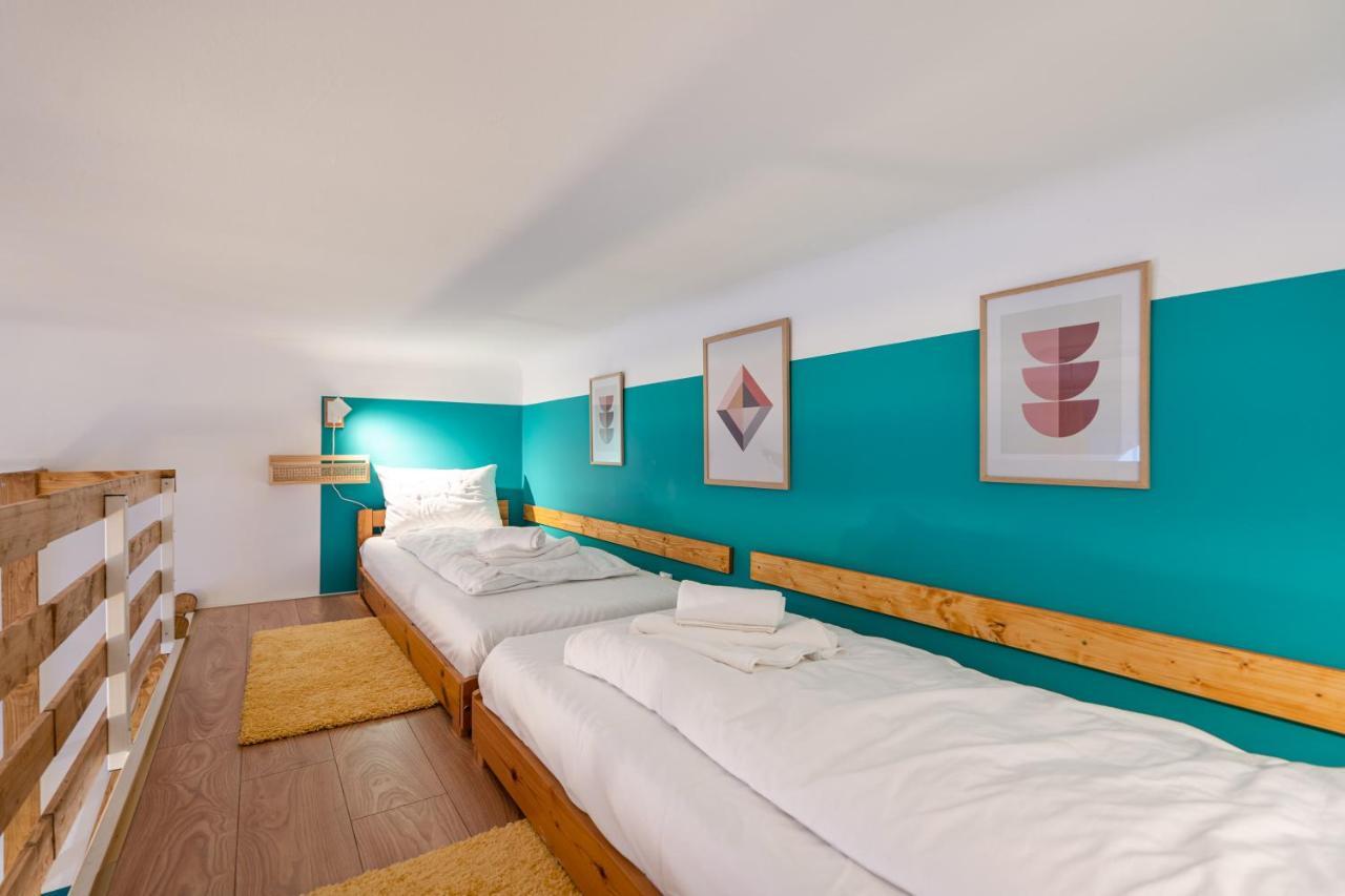 Live Star Apartment Budapest Extérieur photo